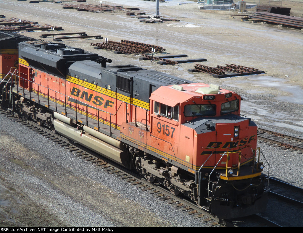 BNSF 9157